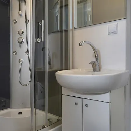 A Center Location Zgody Str Apartment Warsaw